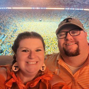 Meet your Posher, Holly